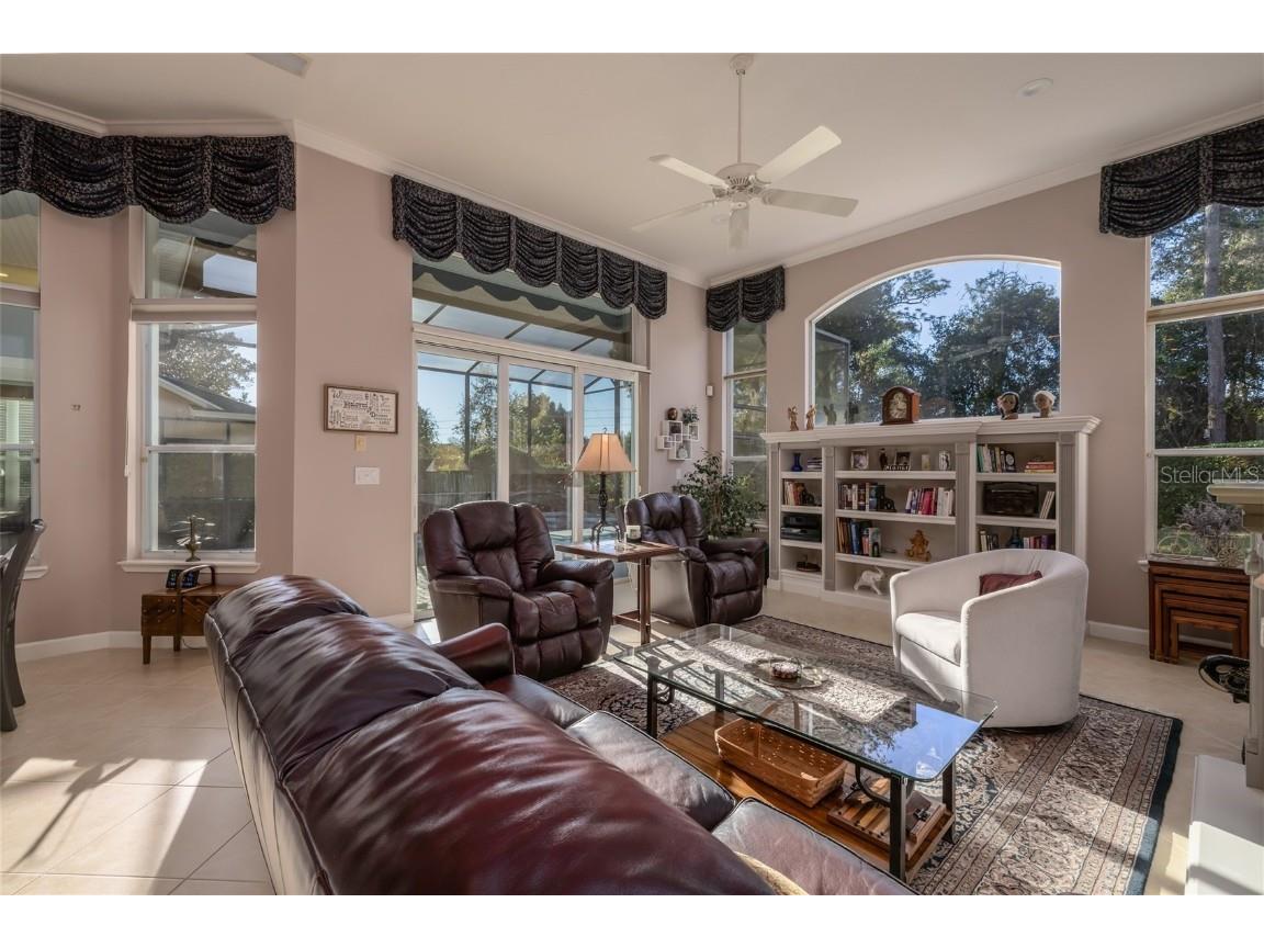 312 W Lake Victoria Circle Deland FL 32724 - Lake Victoria V4946298 image13