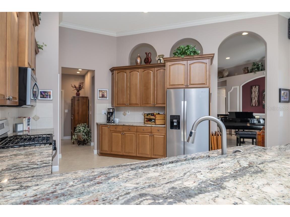 312 W Lake Victoria Circle Deland FL 32724 - Lake Victoria V4946298 image16