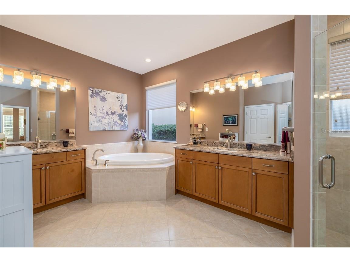 312 W Lake Victoria Circle Deland FL 32724 - Lake Victoria V4946298 image23