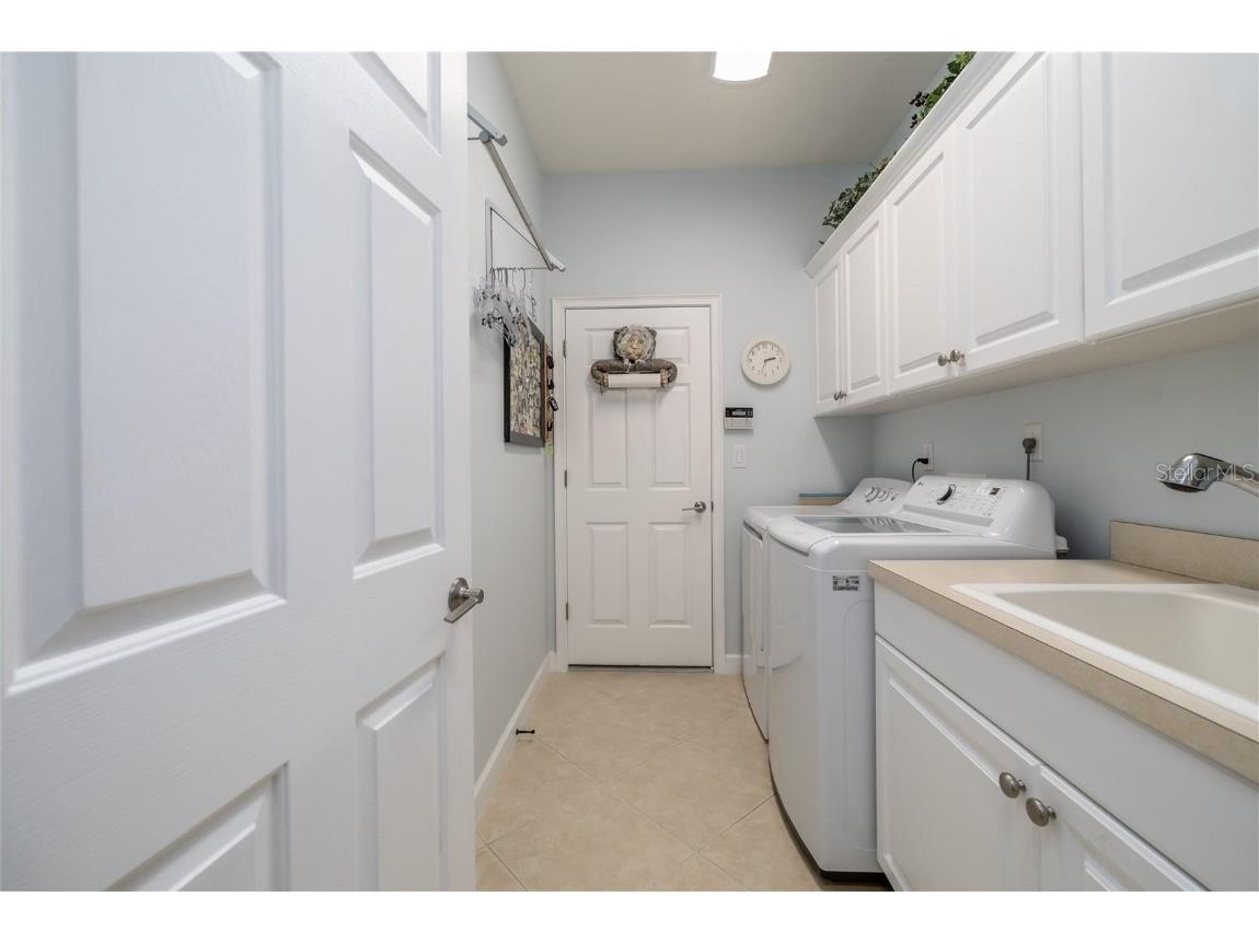 312 W Lake Victoria Circle Deland FL 32724 - Lake Victoria V4946298 image31