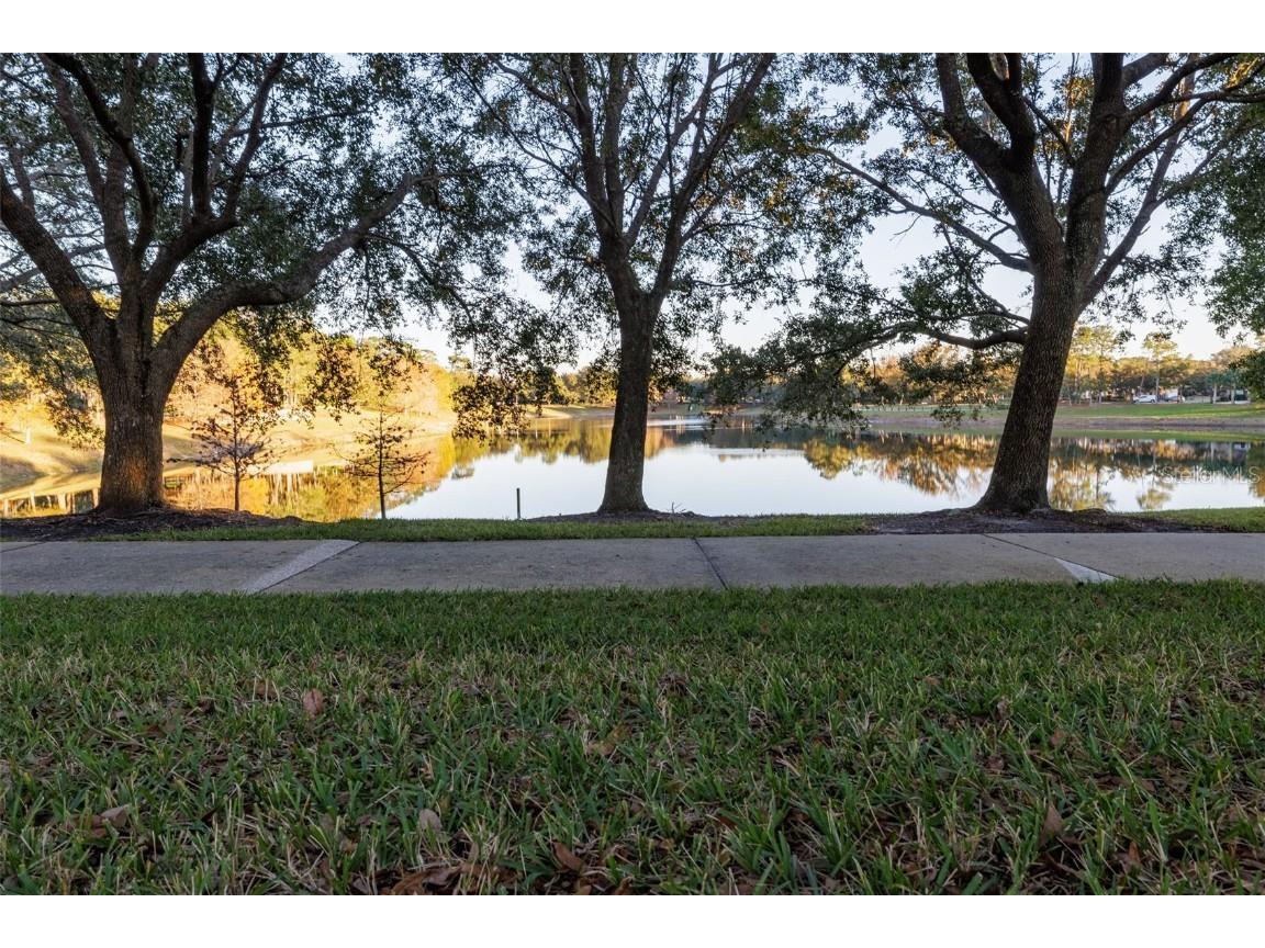 312 W Lake Victoria Circle Deland FL 32724 - Lake Victoria V4946298 image41