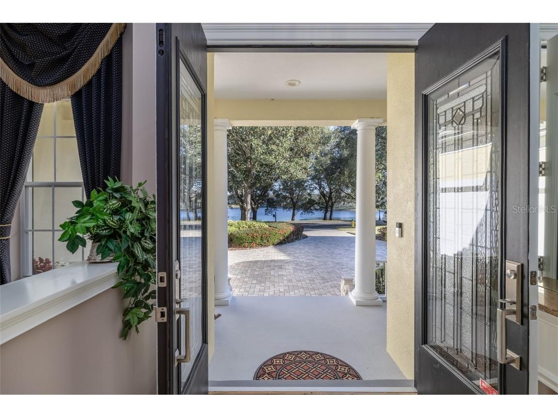 312 W Lake Victoria Circle Deland FL 32724 - Lake Victoria V4946298 image5