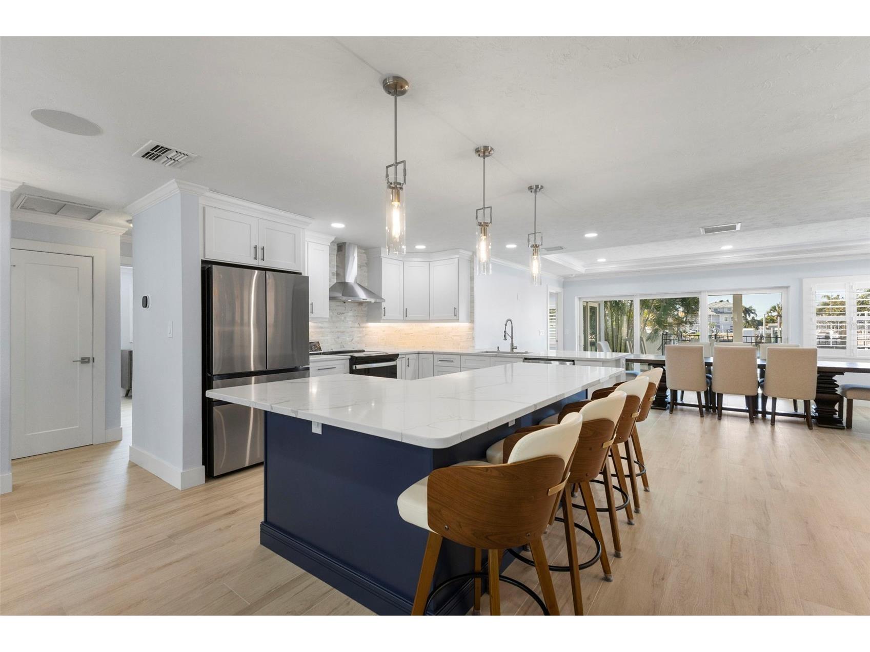 312 Westwinds Drive Palm Harbor FL 34683 TB8471595 image4