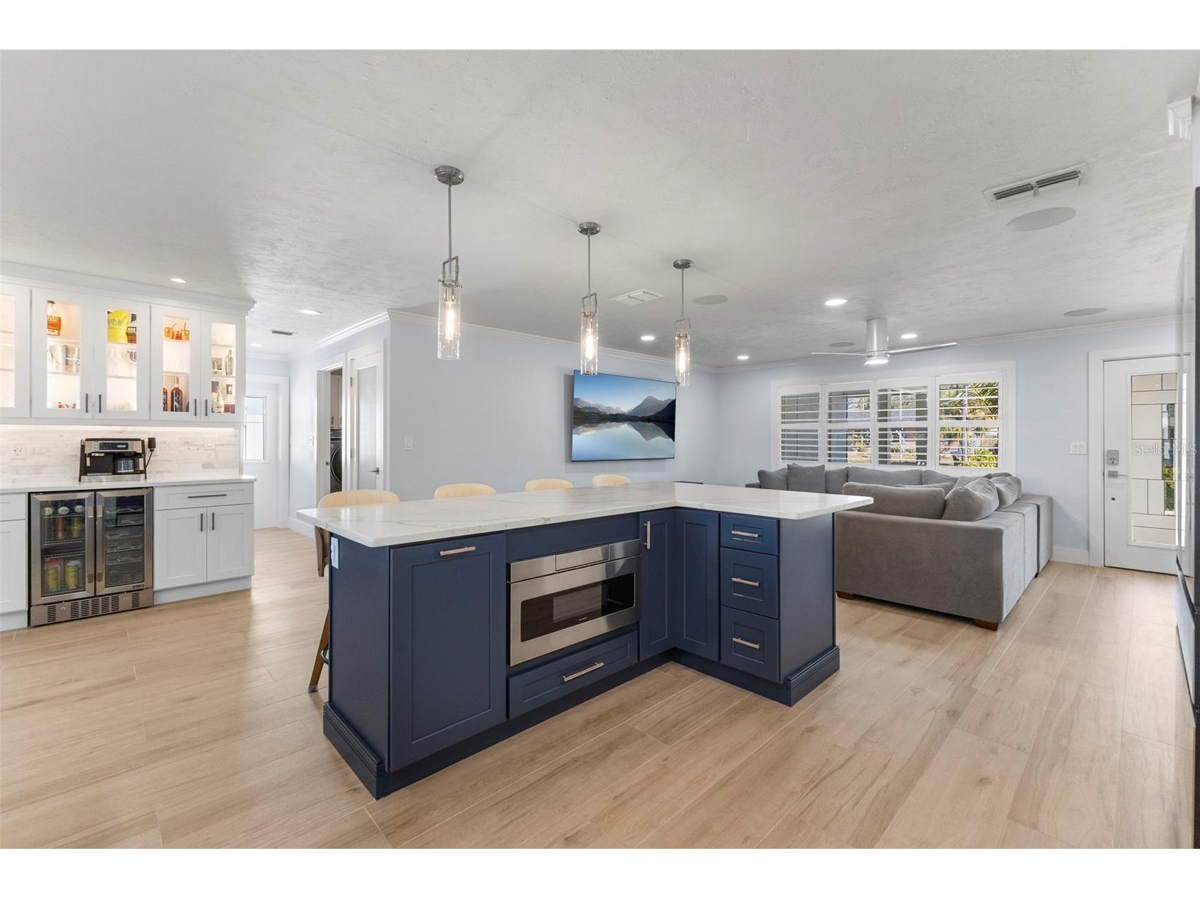 312 Westwinds Drive Palm Harbor FL 34683 TB8471595 image6