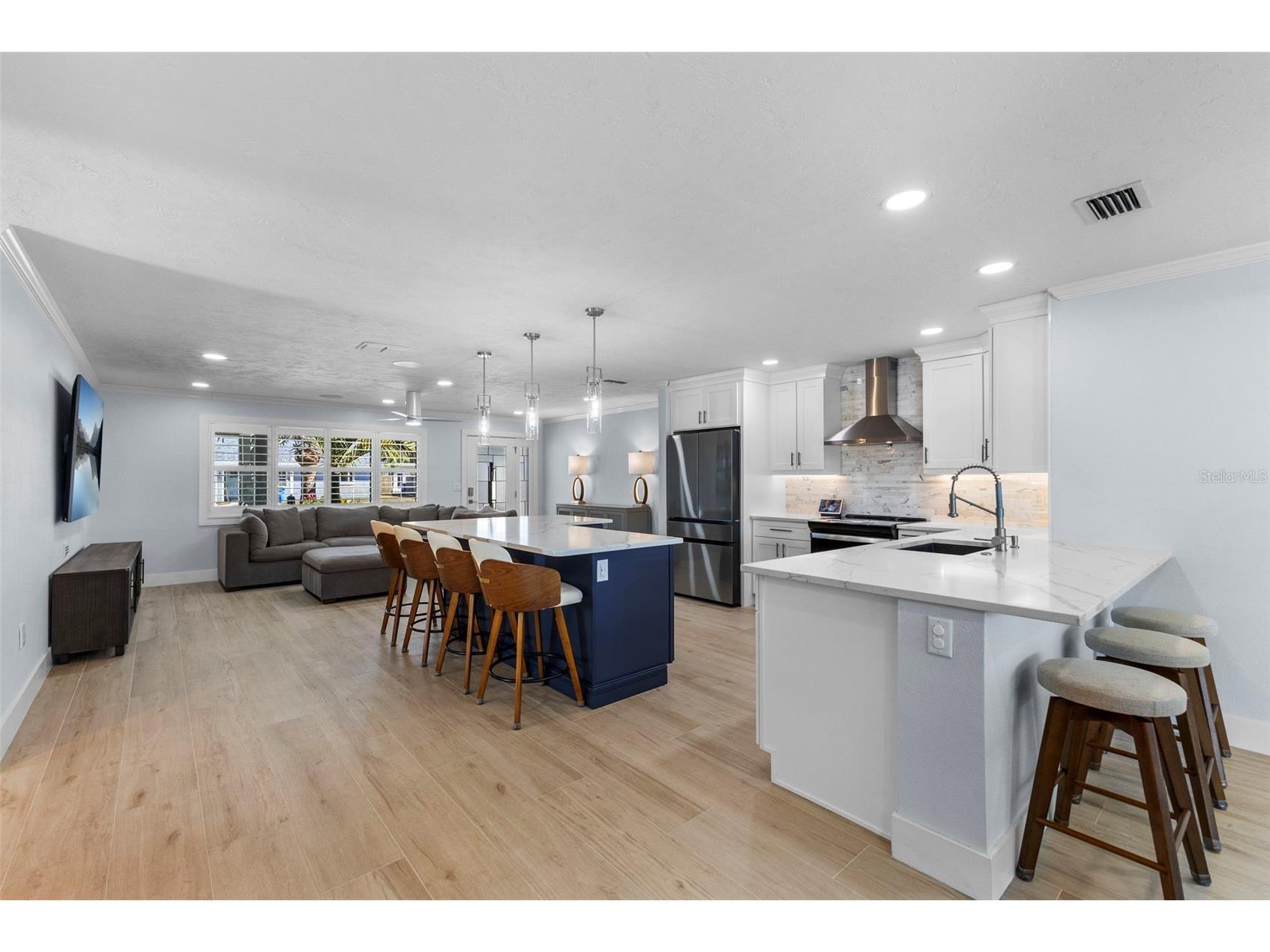 312 Westwinds Drive Palm Harbor FL 34683 TB8471595 image7
