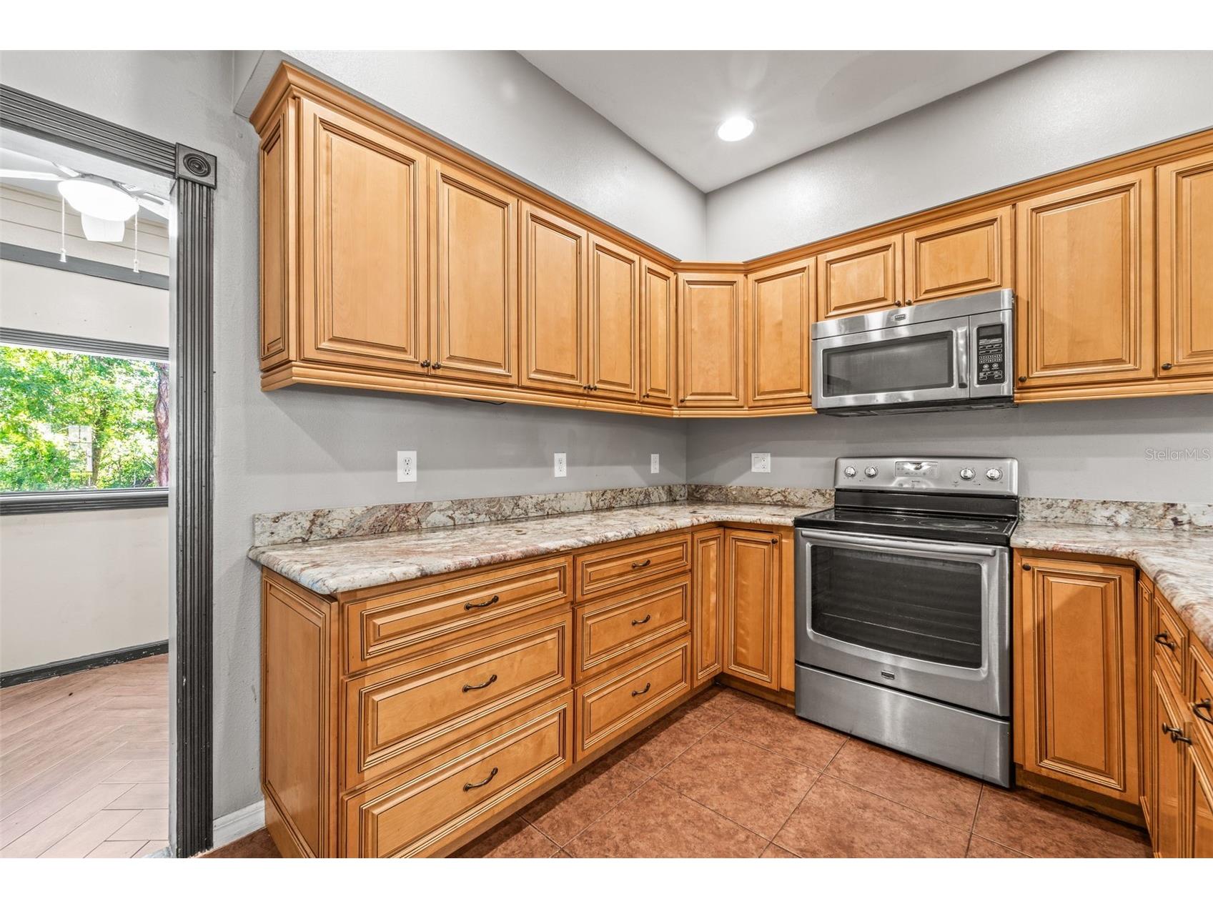 312 Winchester Way Palm Harbor FL 34684 C7524715 image8