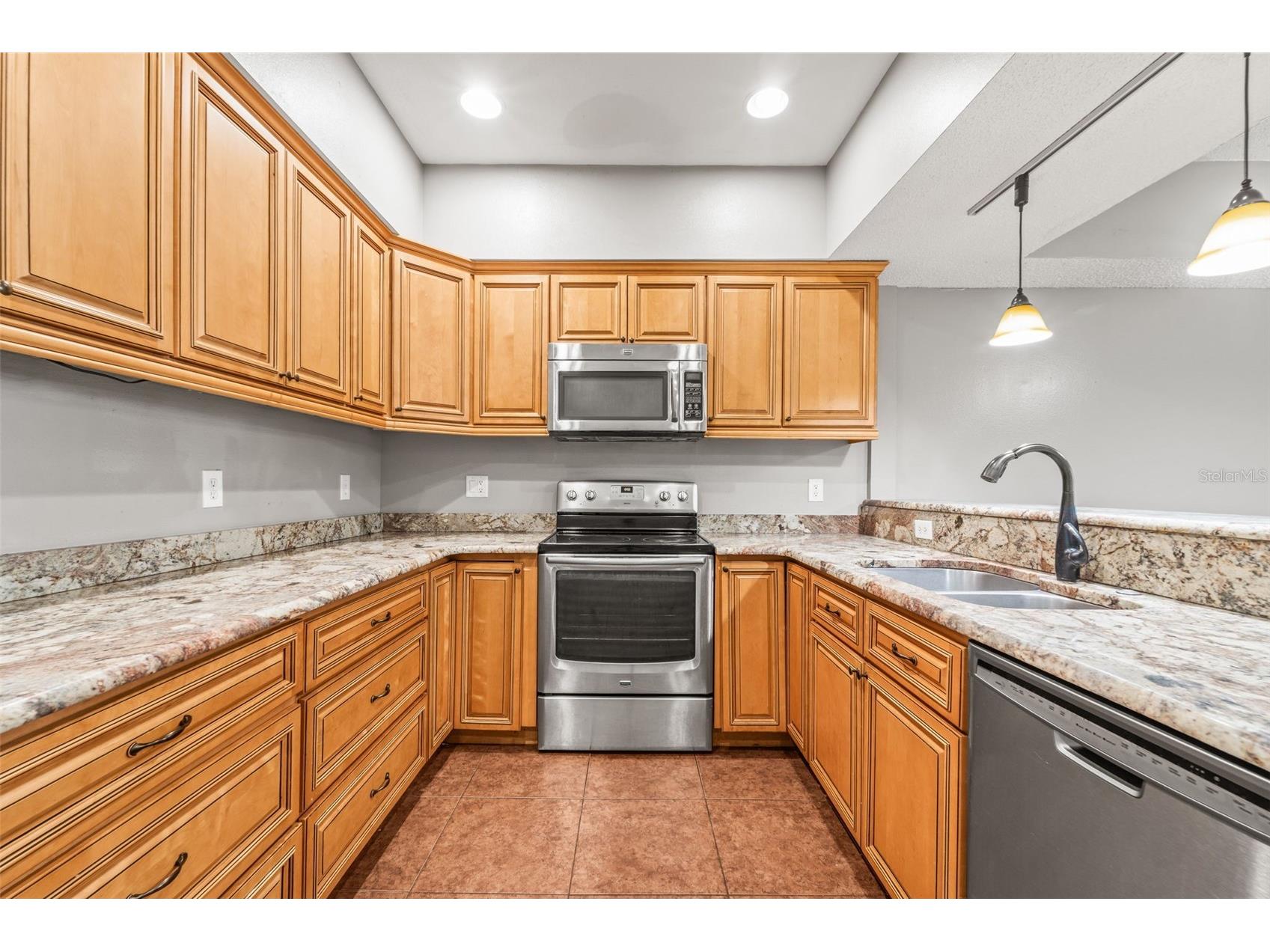 312 Winchester Way Palm Harbor FL 34684 C7524715 image9