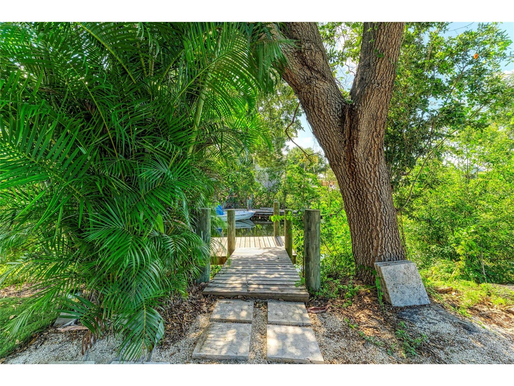 312 Winfield Way Nokomis FL 34275 A4694207 image56