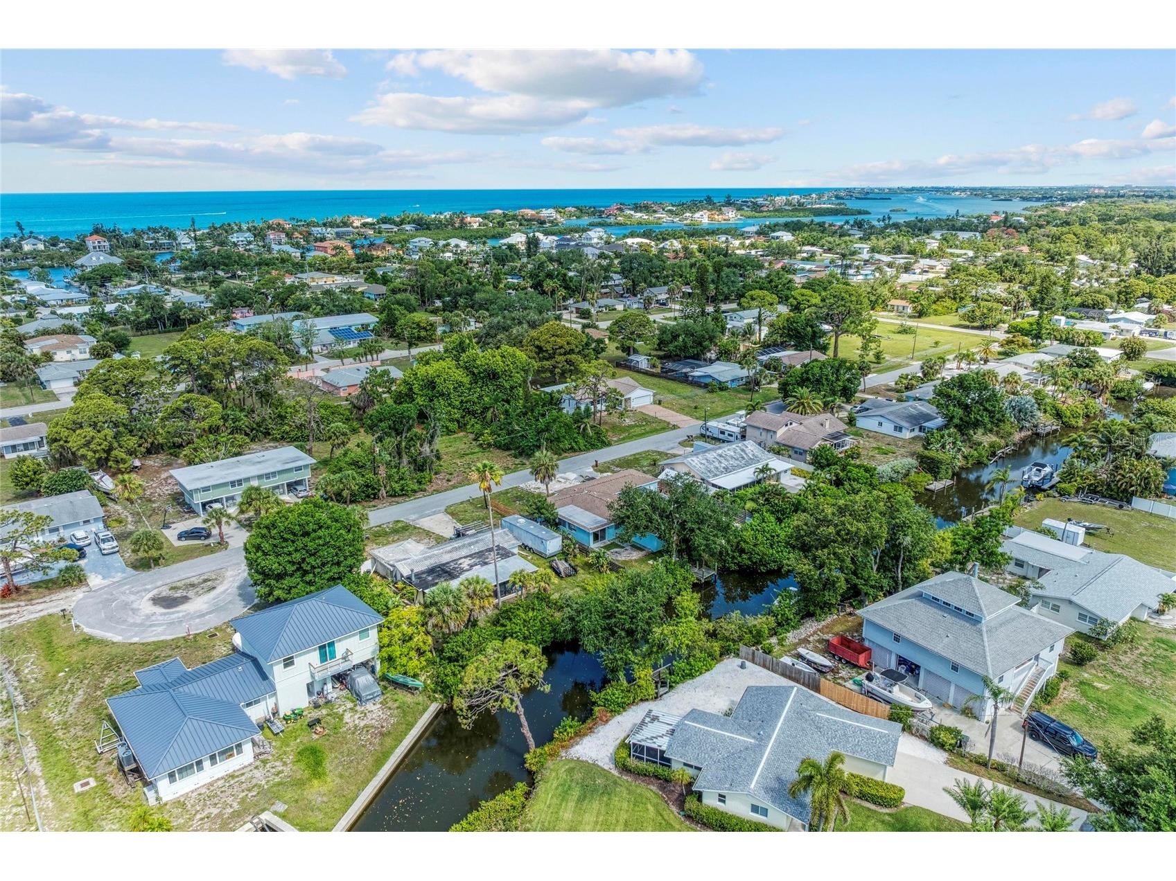 312 Winfield Way Nokomis FL 34275 A4694207 image7