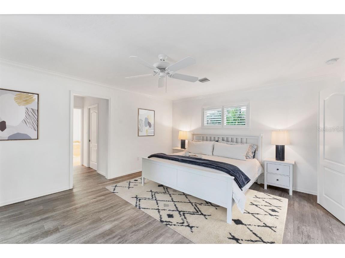 312 Yacht Harbor Drive Osprey FL 34229 A4667293 image13