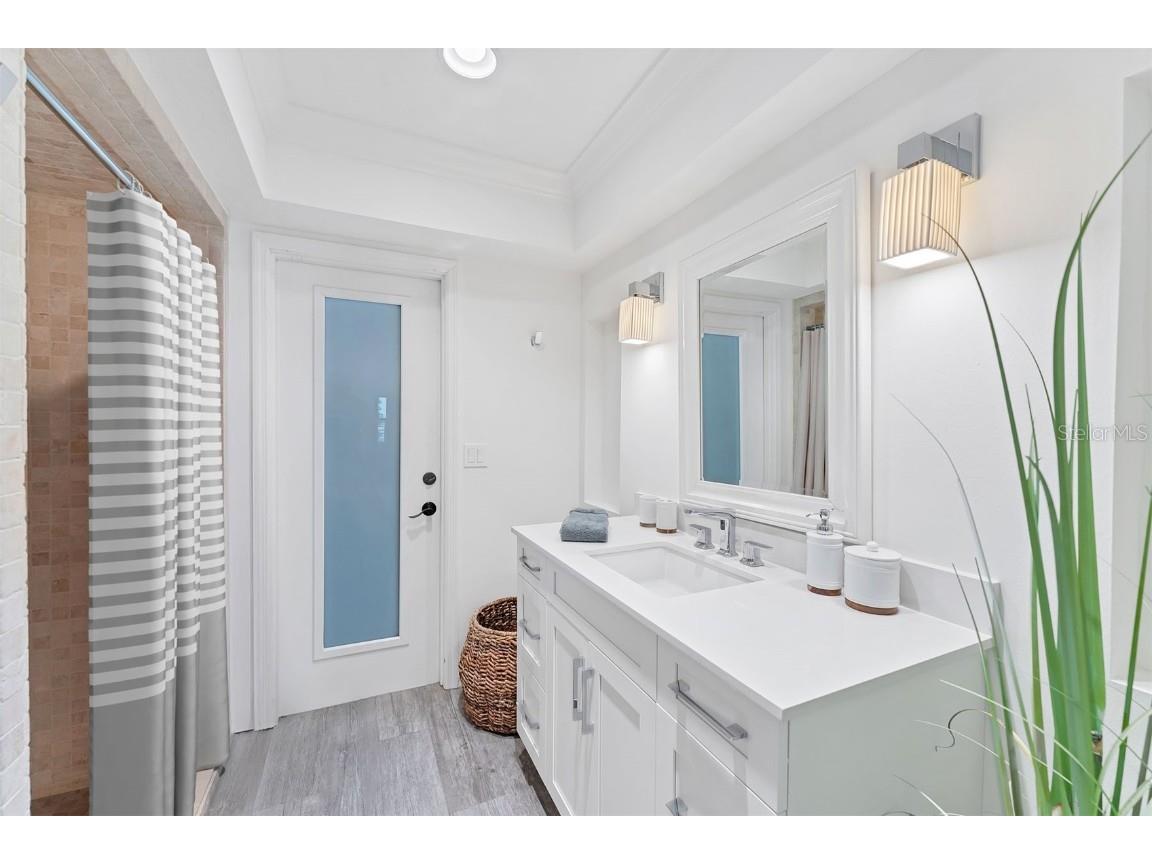 312 Yacht Harbor Drive Osprey FL 34229 A4667293 image29