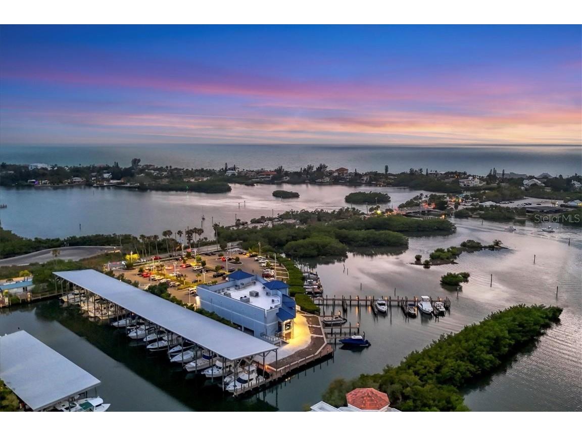 312 Yacht Harbor Drive Osprey FL 34229 A4667293 image57