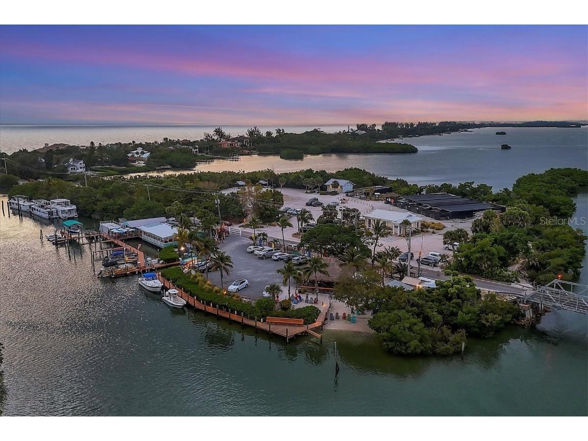 312 Yacht Harbor Drive Osprey FL 34229 A4667293 image65