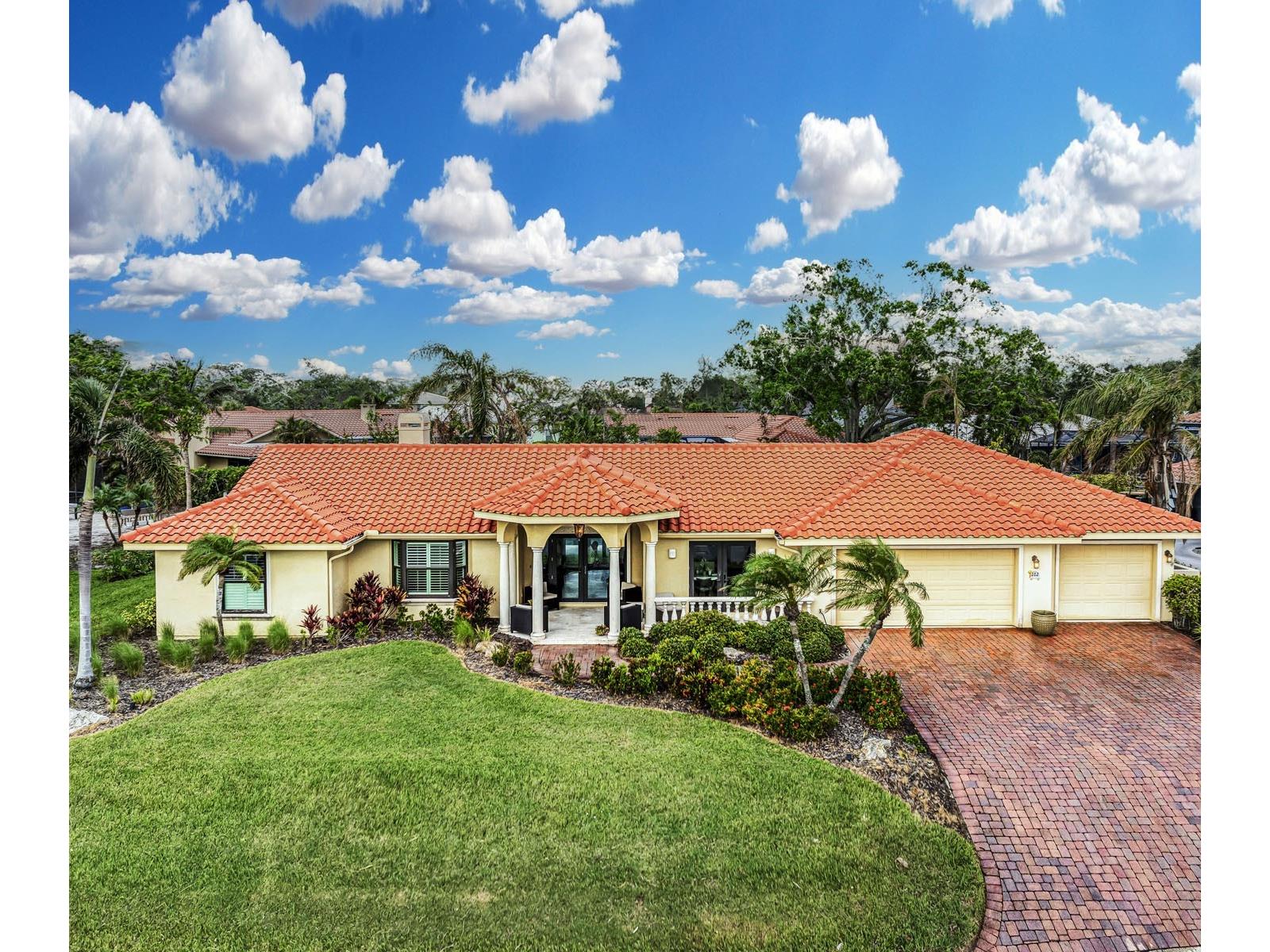 312 Yacht Harbor Drive Osprey FL 34229 A4667293 image69