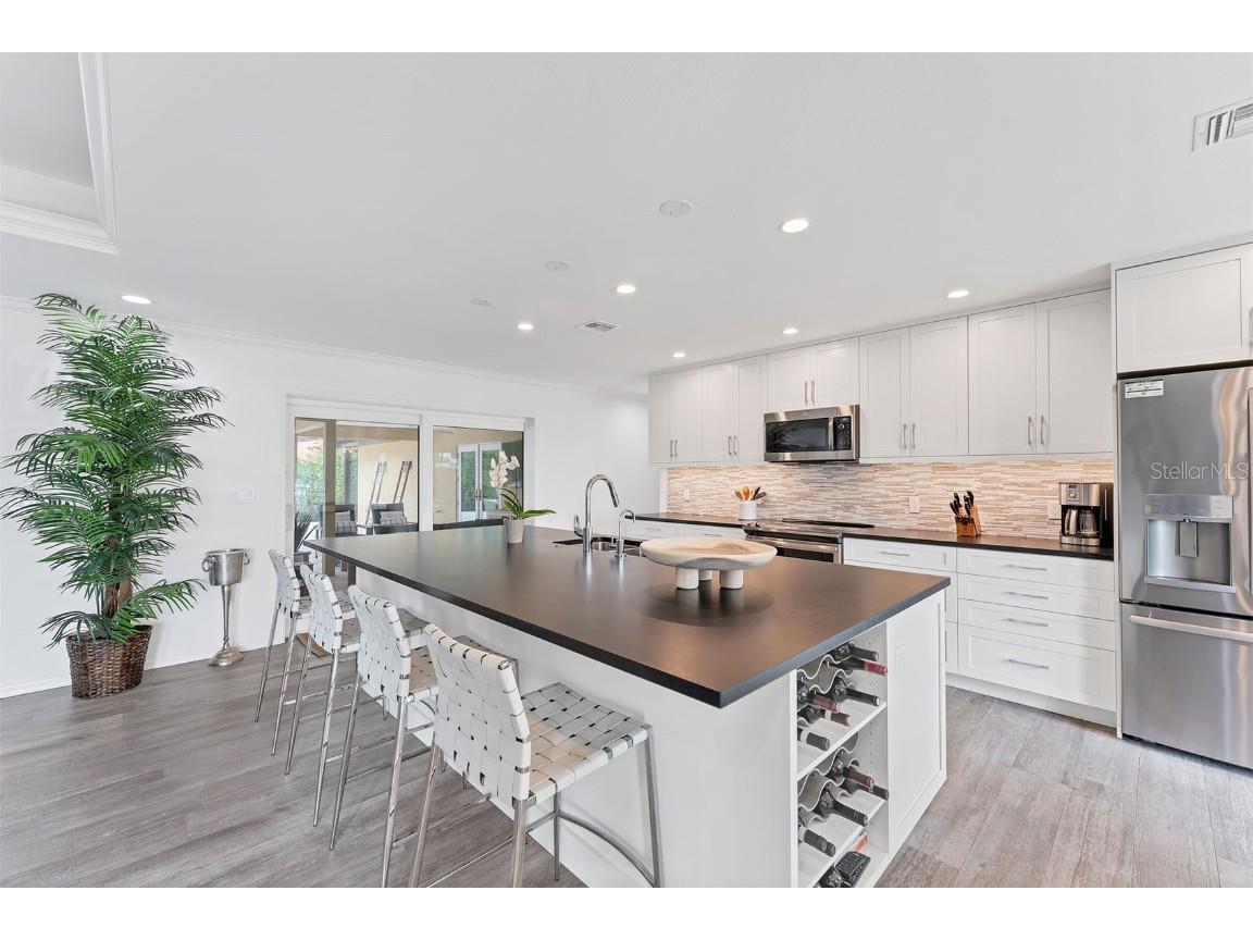 312 Yacht Harbor Drive Osprey FL 34229 A4667293 image9