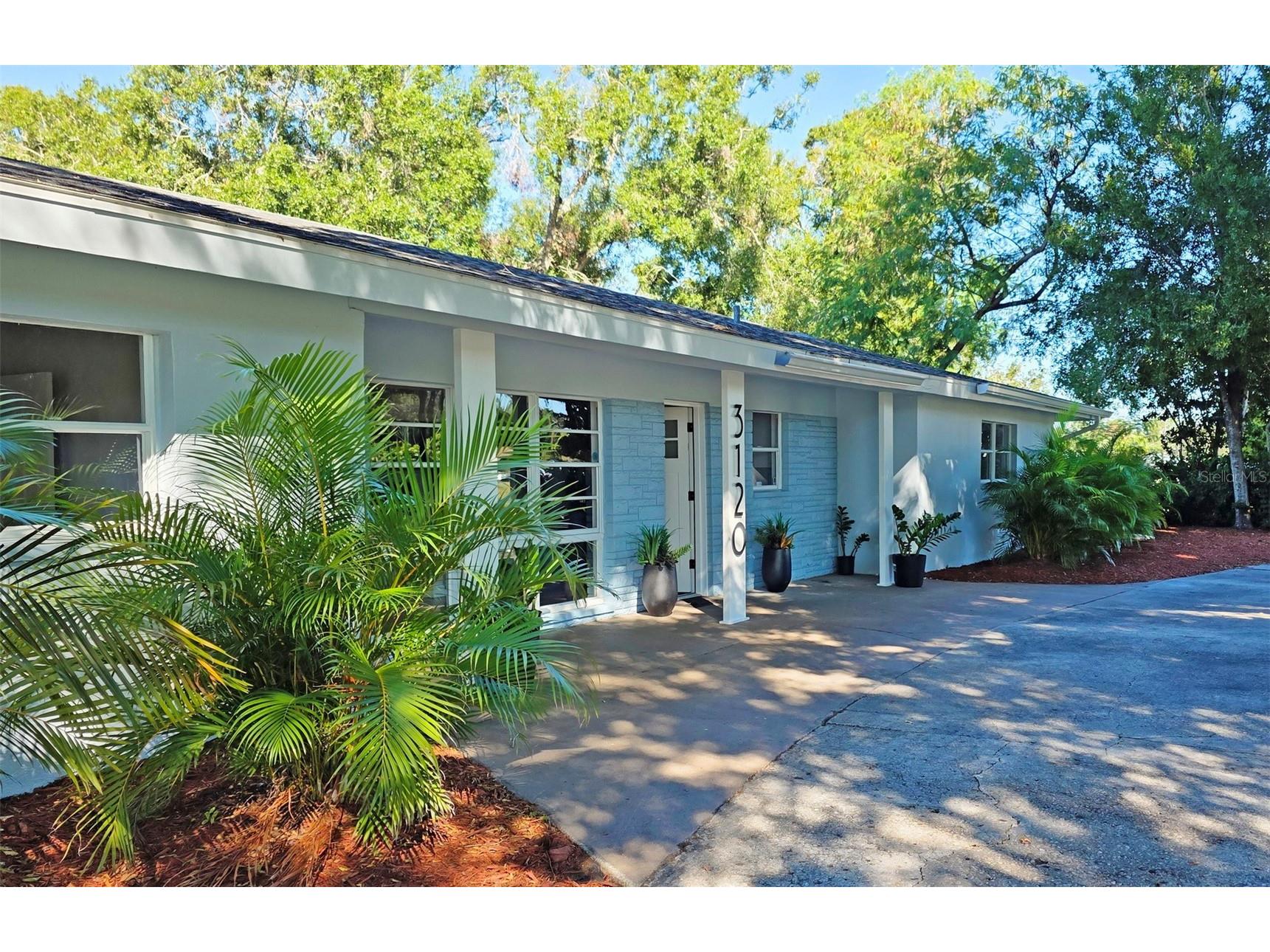 3120 Arch Drive Sarasota FL 34232 A4671047 image1