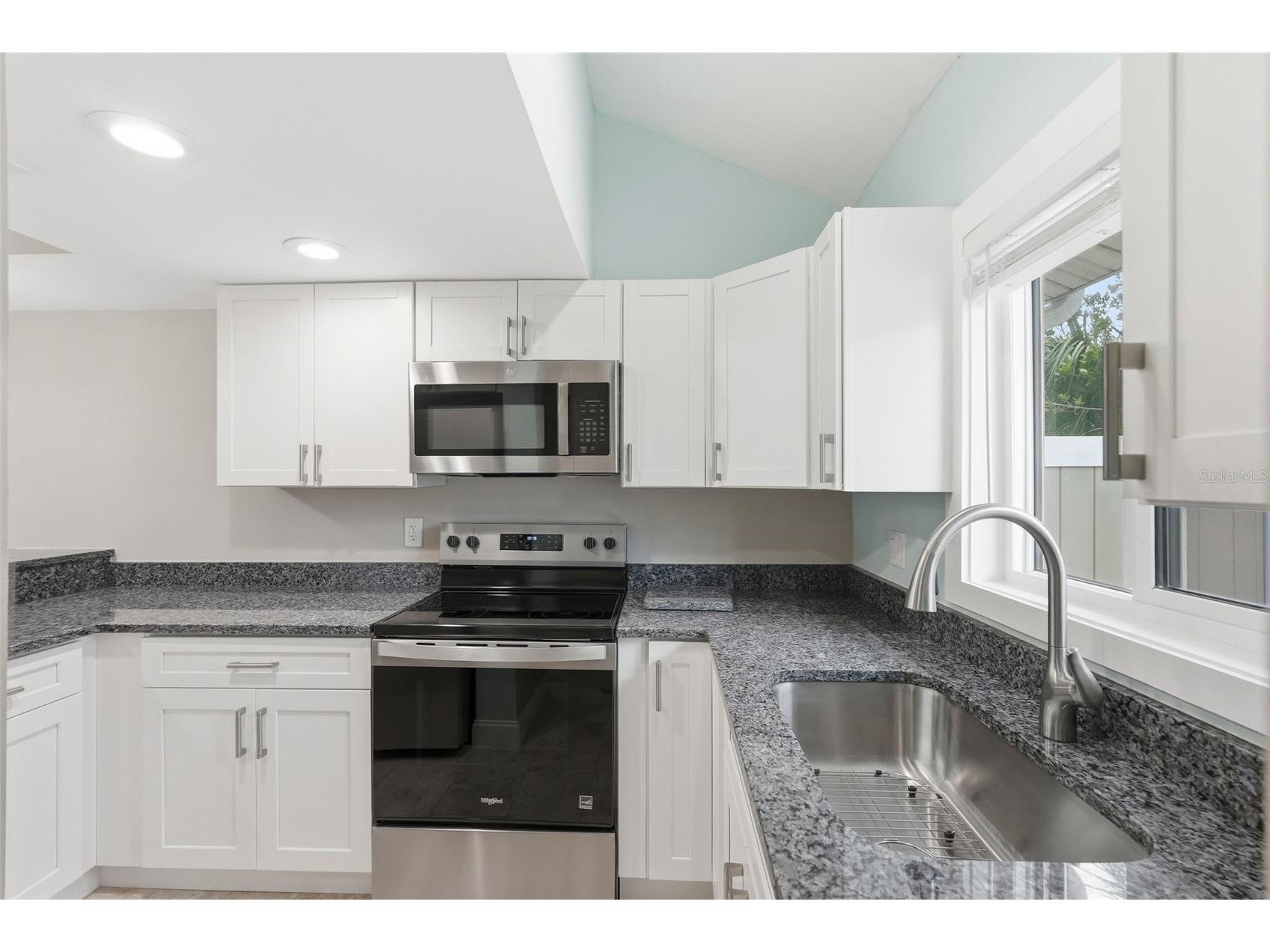 3120 Beach Boulevard S #1 Gulfport FL 33707 TB8521650 image3