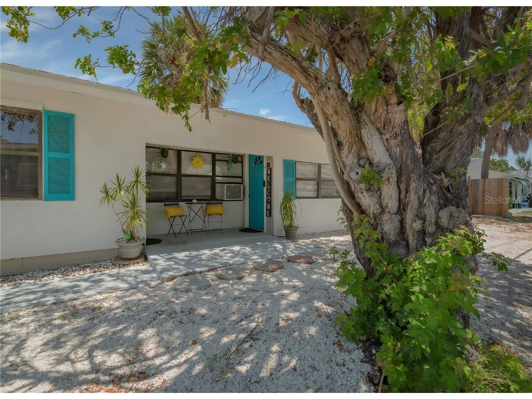 3120 Dupont Street S Gulfport FL 33707 - BOCA CIEGA BAY U8247444 image1