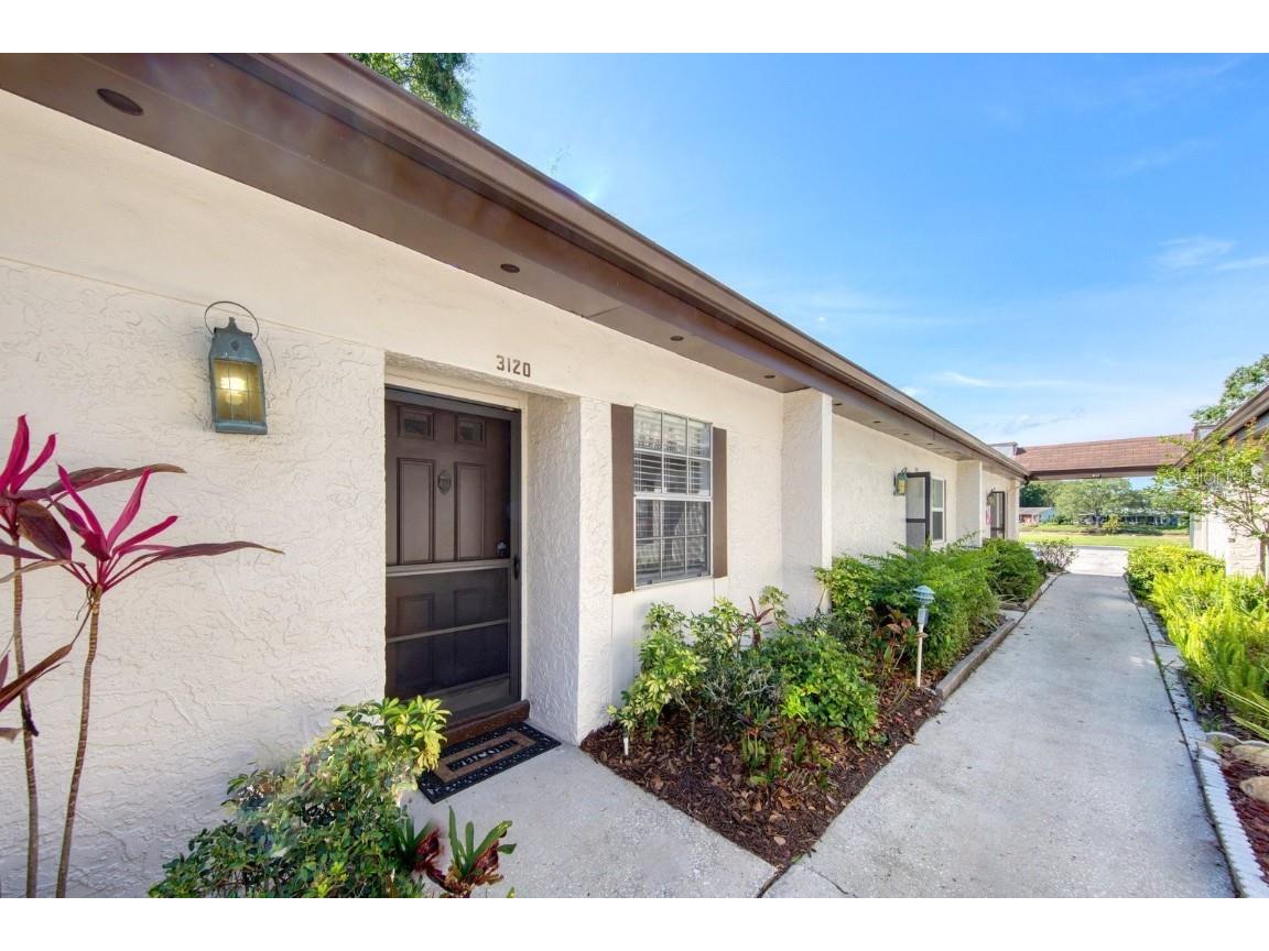 3120 Highlands Boulevard Palm Harbor FL 34684 - LAKE TARPON U8197059 image1