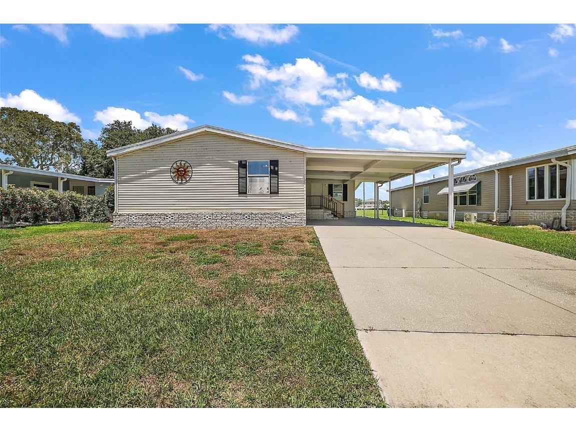 3120 Manatee Road Tavares FL 32778 - HARRIS CHAIN OF LAKES G5082774 image1