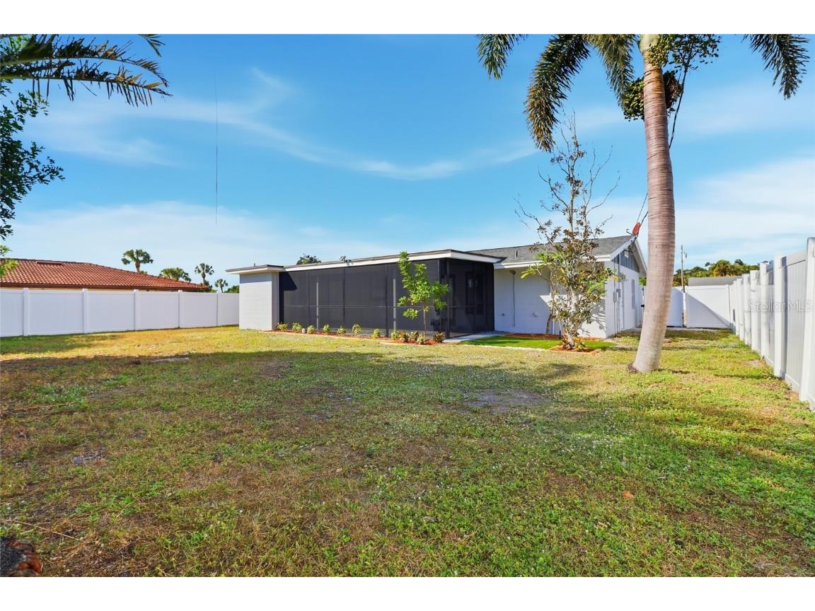 3120 Mercer Road Bradenton FL 34207 A4672716 image24