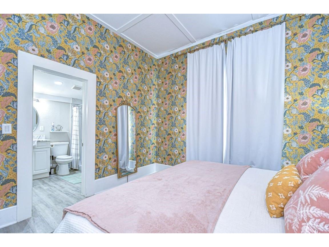 3120 N Woodrow Avenue Tampa FL 33603 TB8430373 image32