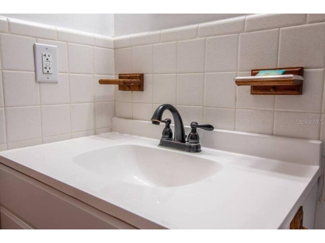  Orlando FL 32806 O6117175 image20