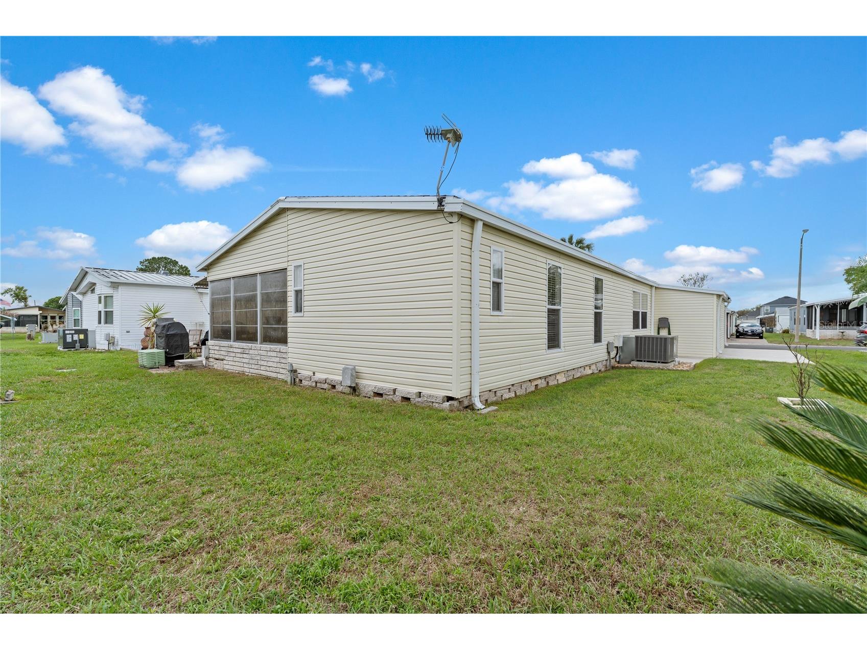 3120 Pond Hollow Street Wesley Chapel FL 33543 TB8484098 image4