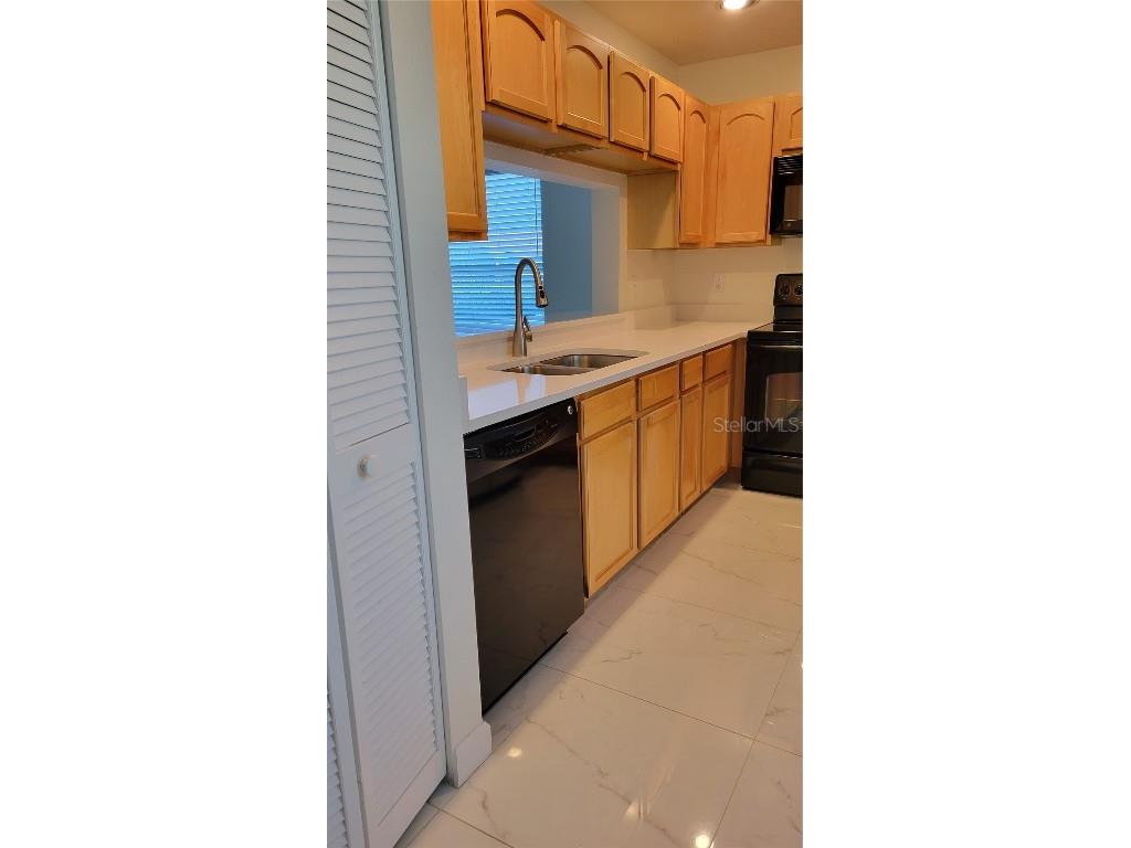 3120 Ringwood Meadow Road #39 Sarasota FL 34235 A4657282 image4