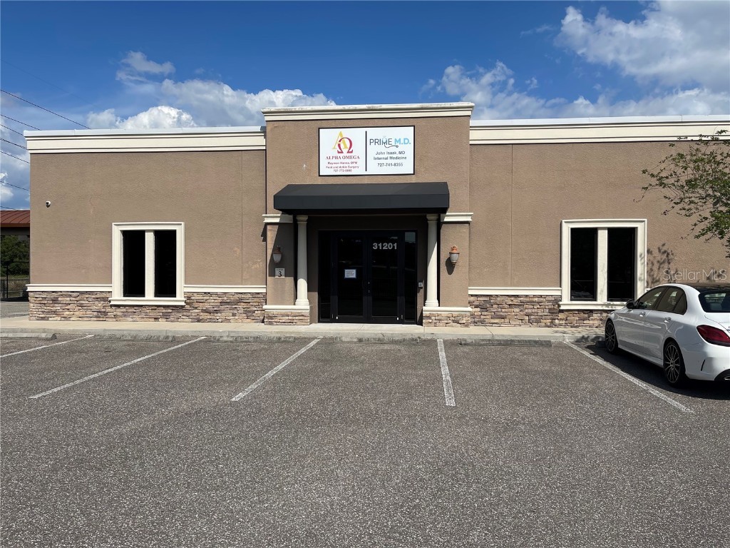 31201 Us Highway 19 N #3 Palm Harbor FL 34684 U8196156 image1