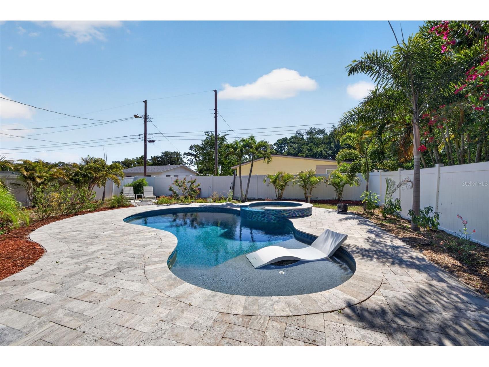 3121 30th Street N Saint Petersburg FL 33713 TB8501642 image2