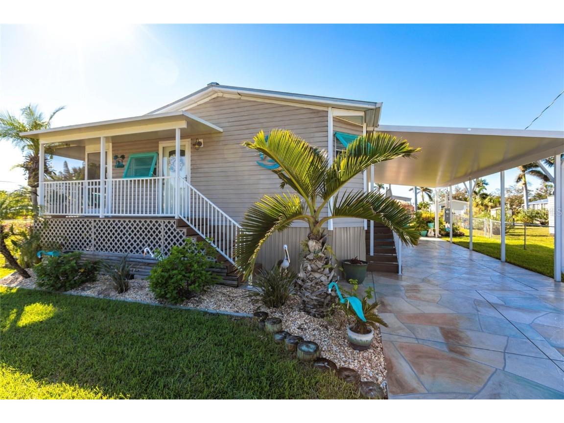 3121 Bamboo Court Punta Gorda FL 33950 - VENICE CANAL C7502267 image1