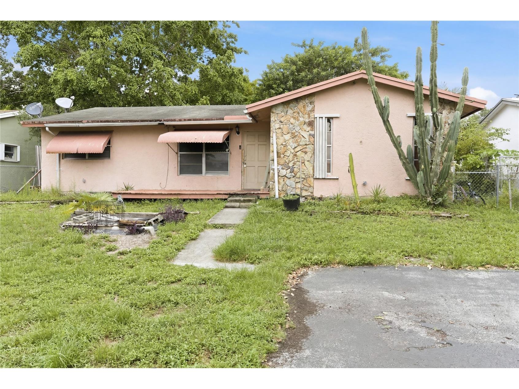 3121 N 72nd Way Hollywood FL 33024 TB8516498 image1