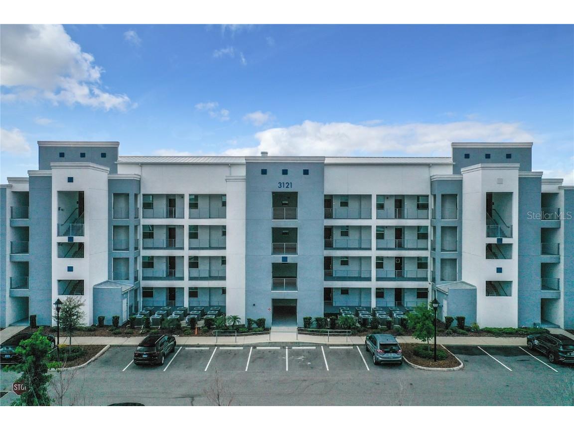 3121 Paradox Circle 108 #108 Kissimmee FL 34746 - STOREY LAKE O6098550 image1