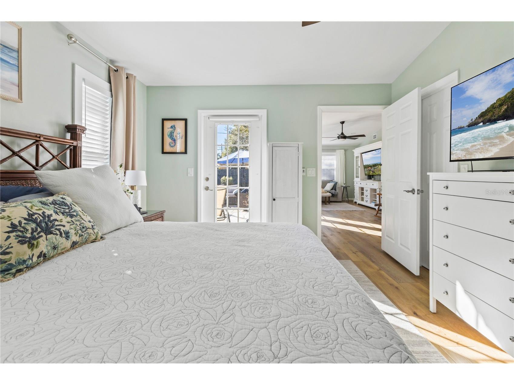 3122 Regatta Circle Sarasota FL 34231 A4680447 image24