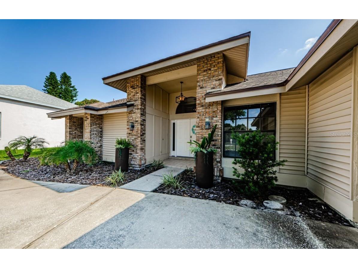 3122 Summervale Drive Holiday FL 34691 U8247842 image1