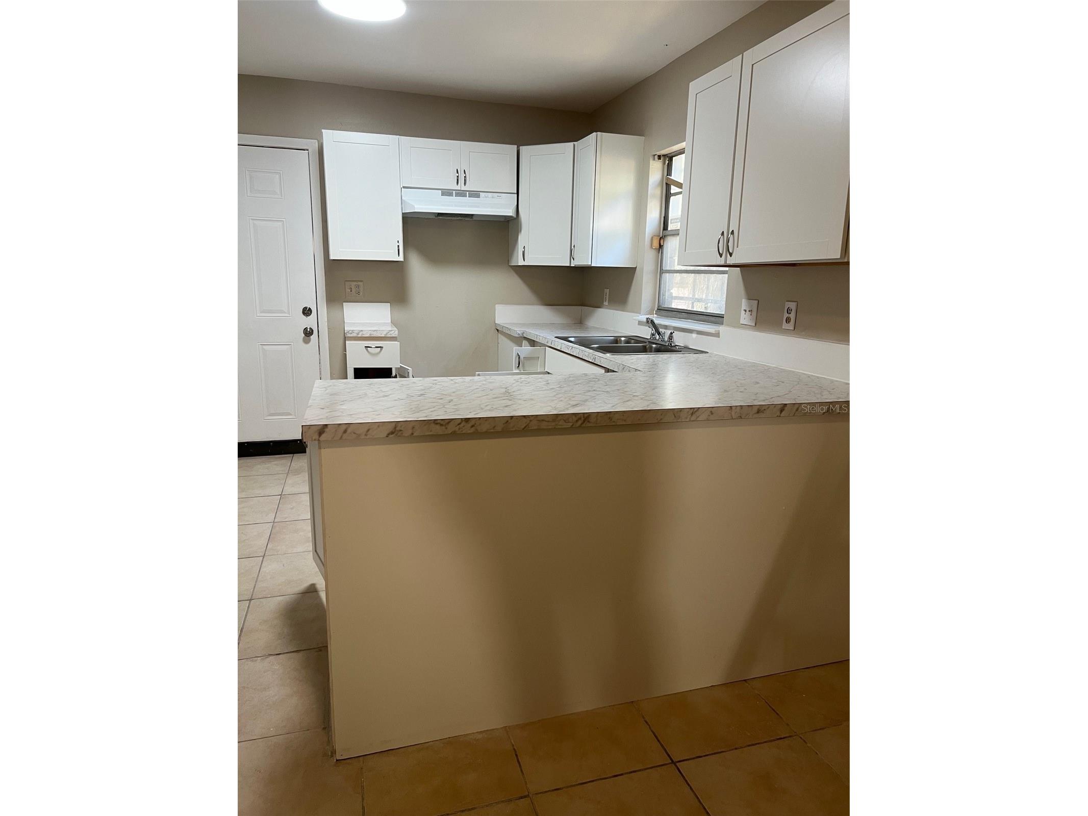 3122 SW 26th Terrace #B Gainesville FL 32608 GC539386 image10