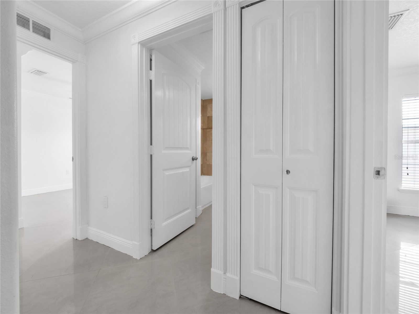 3122 W Crest Avenue Tampa FL 33614 TB8503337 image25