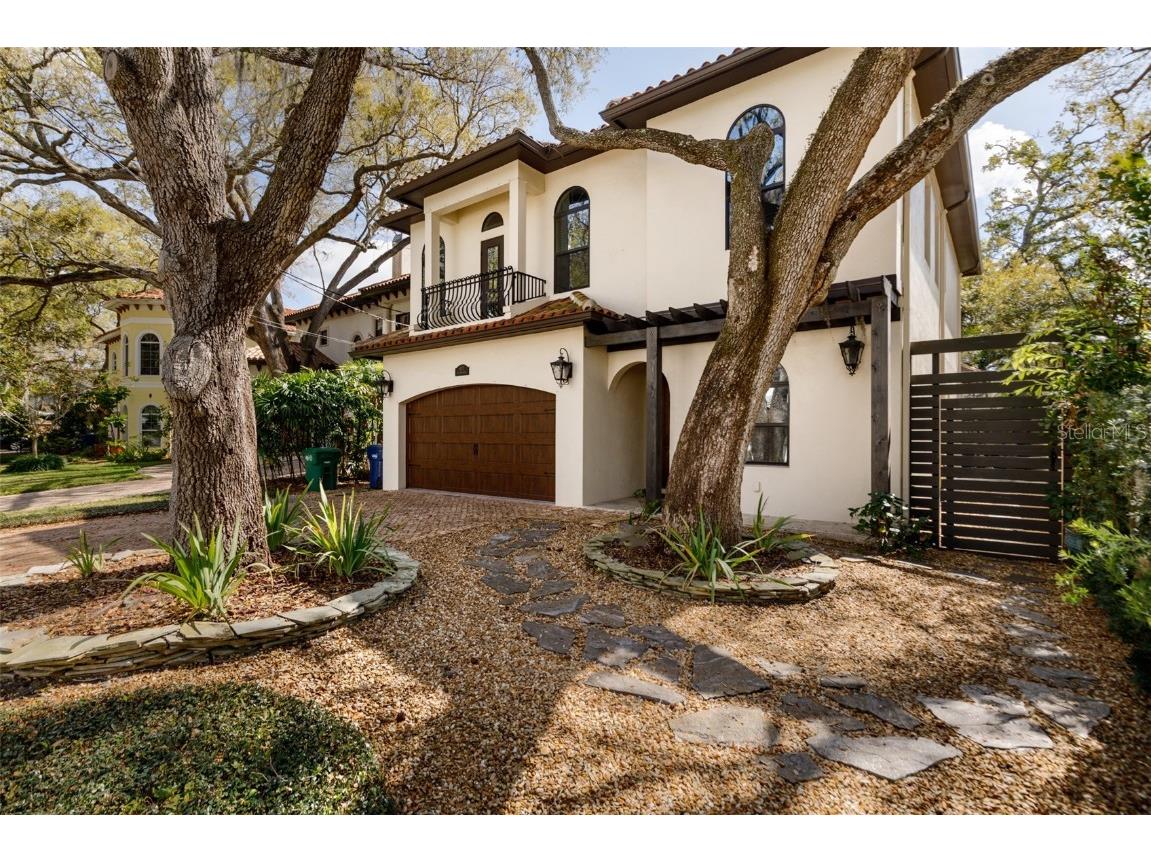 3122 W Oakellar Avenue Tampa FL 33611 U8190969 image1