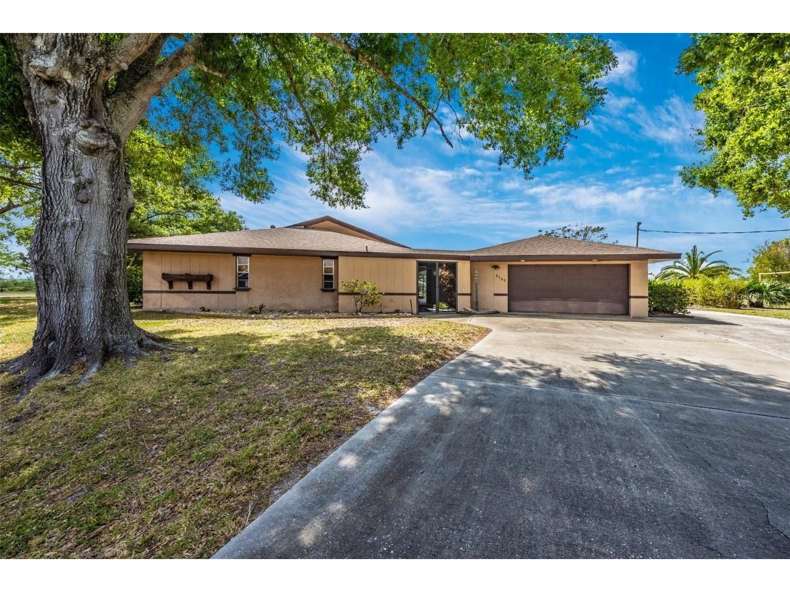 3123 David Street Punta Gorda FL 33982 - Shell Creek C7507855 image1