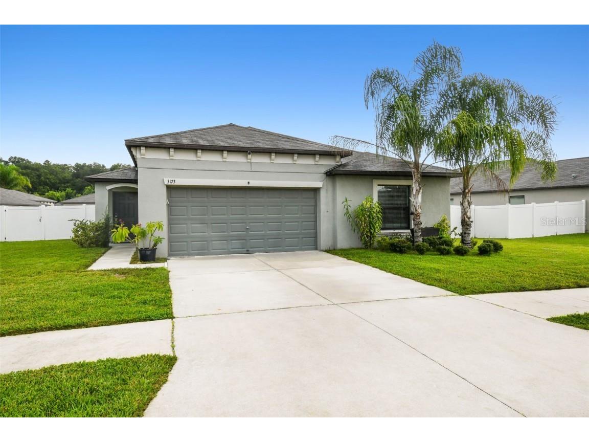 3123 Kresterbrooke Lane Zephyrhills FL 33540 O6135471 image1