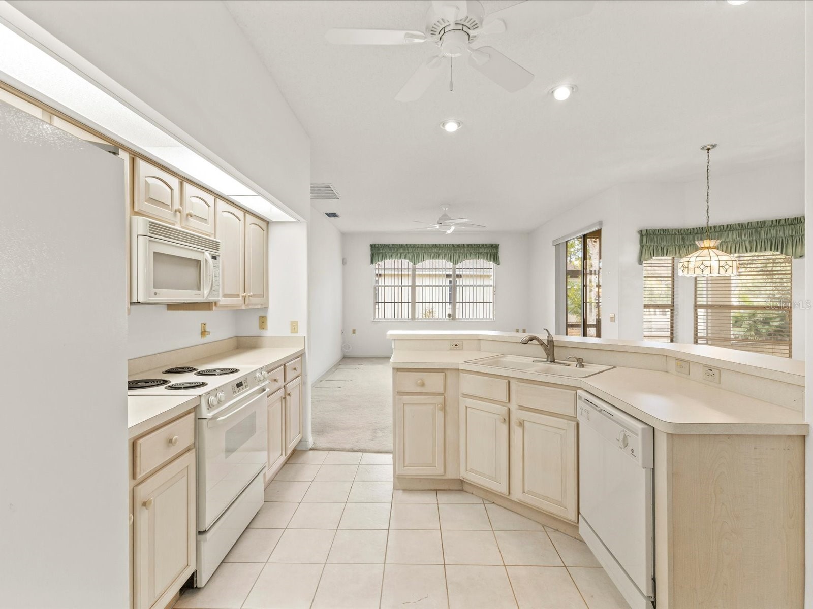 3123 Quail Hollow Court Spring Hill FL 34606 W7883115 image15