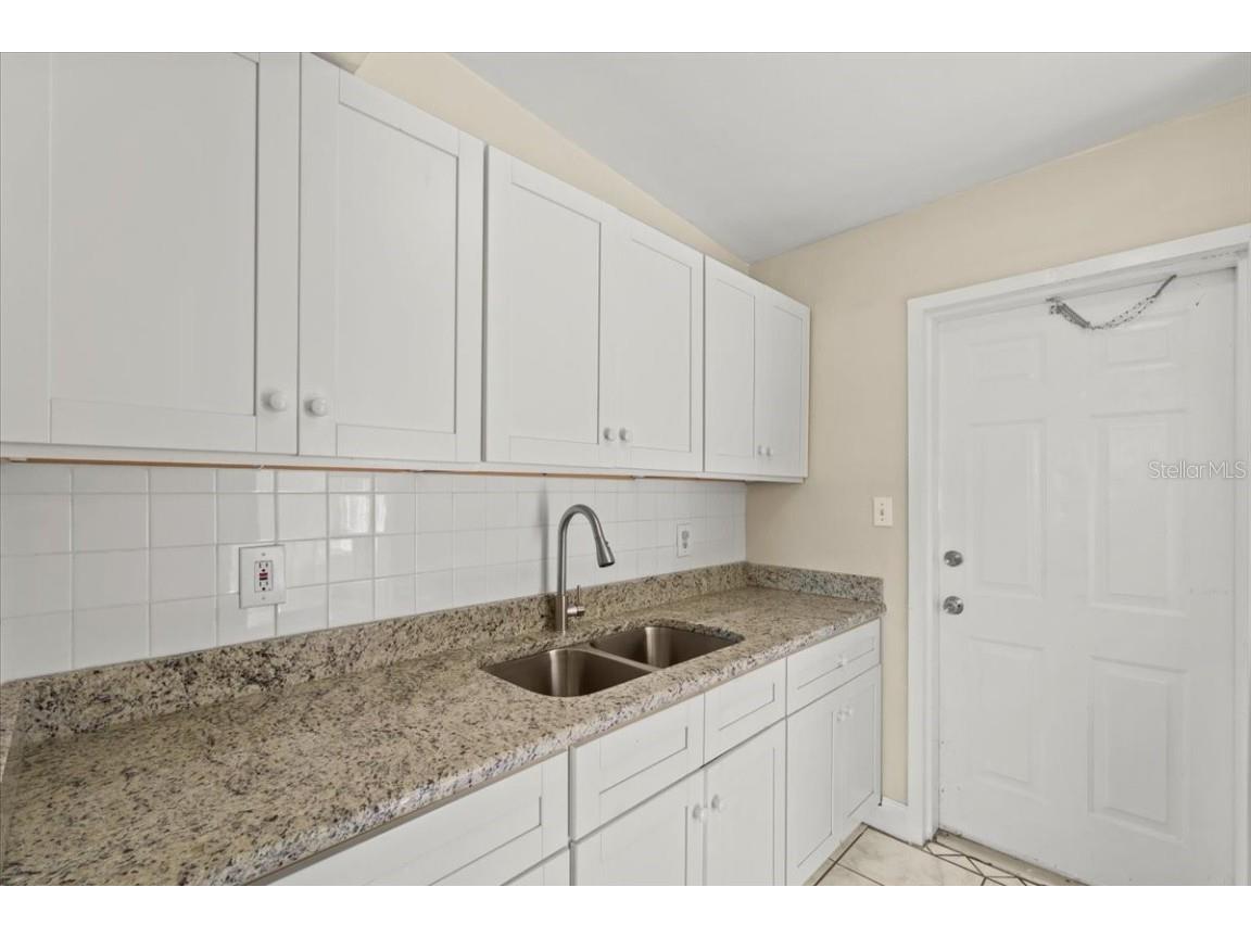 3124 Crestwood Drive Port Charlotte FL 33952 C7506897 image11