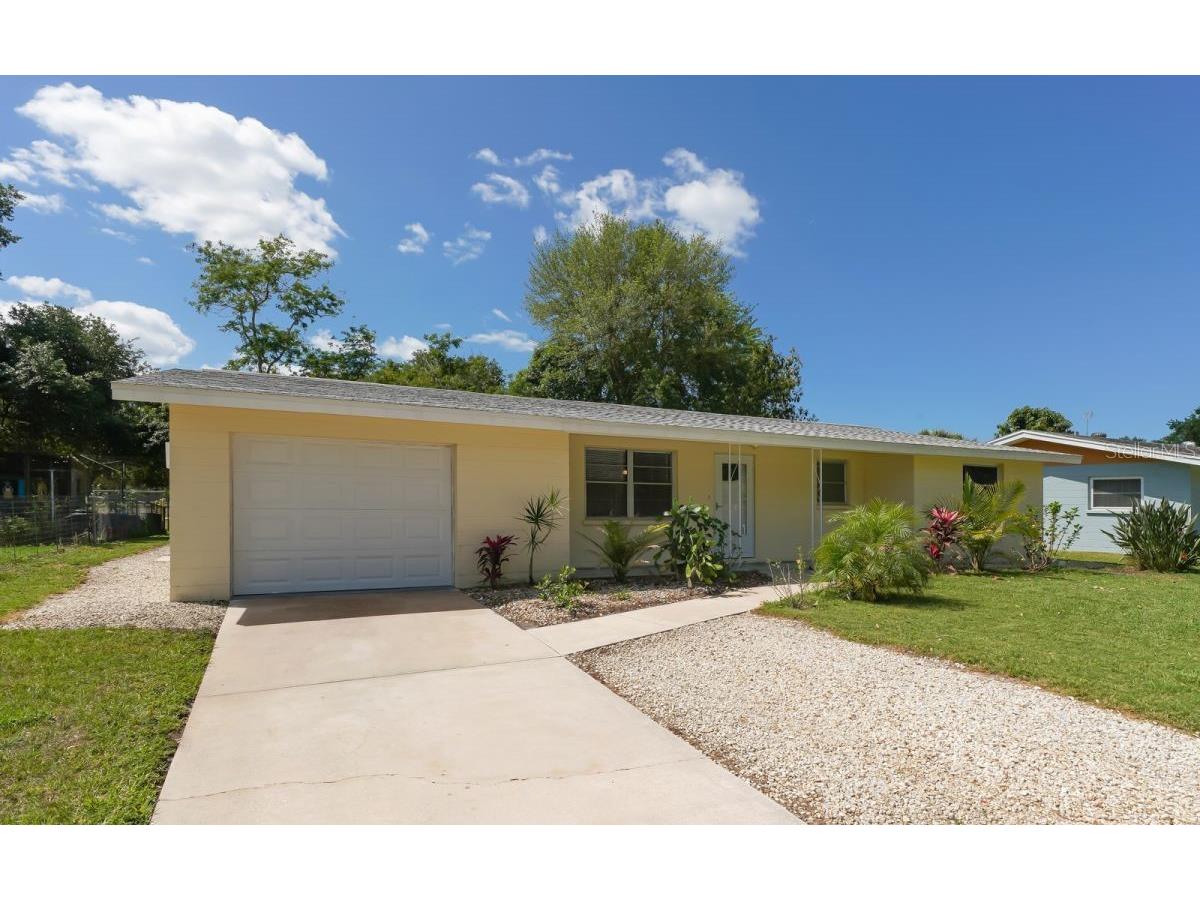 3124 Savage Road Sarasota FL 34231 A4613994 image1