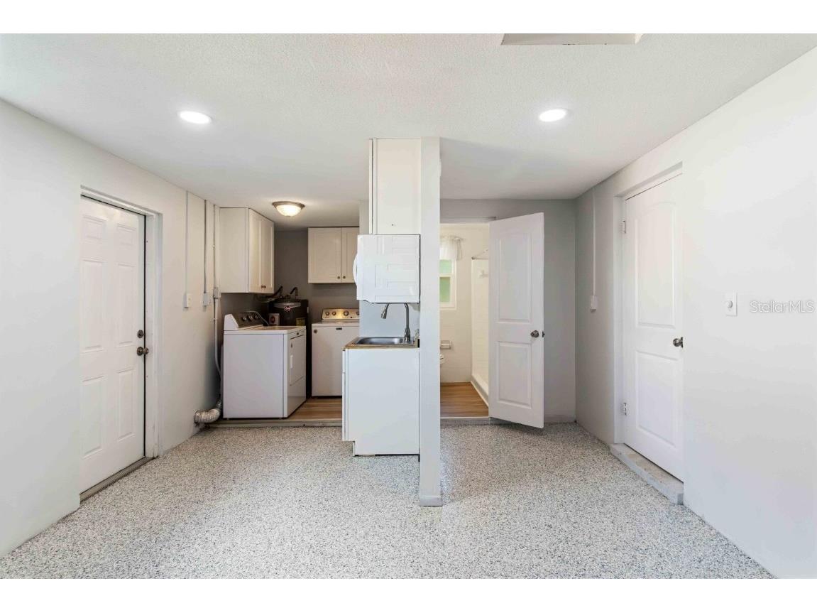 3124 Savage Road Sarasota FL 34231 A4672433 image25