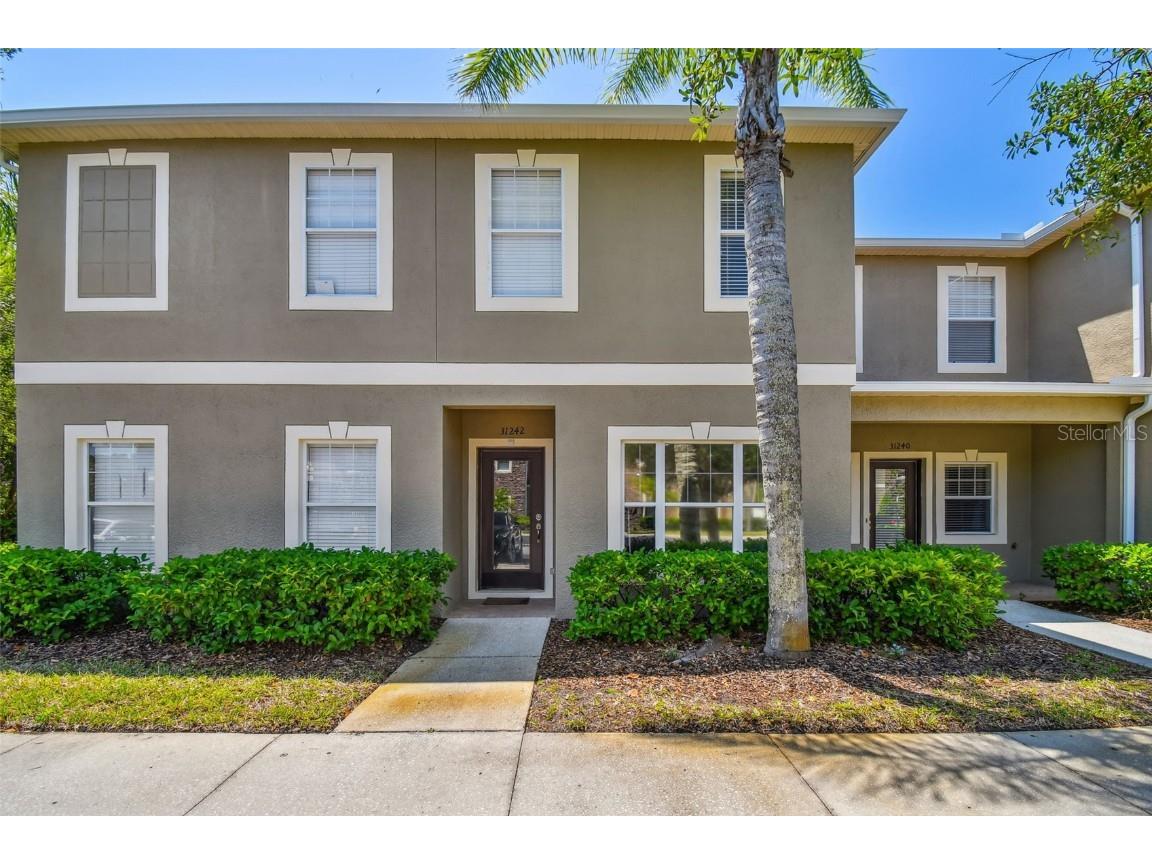 31242 Claridge Place Wesley Chapel FL 33543 U8239945 image1