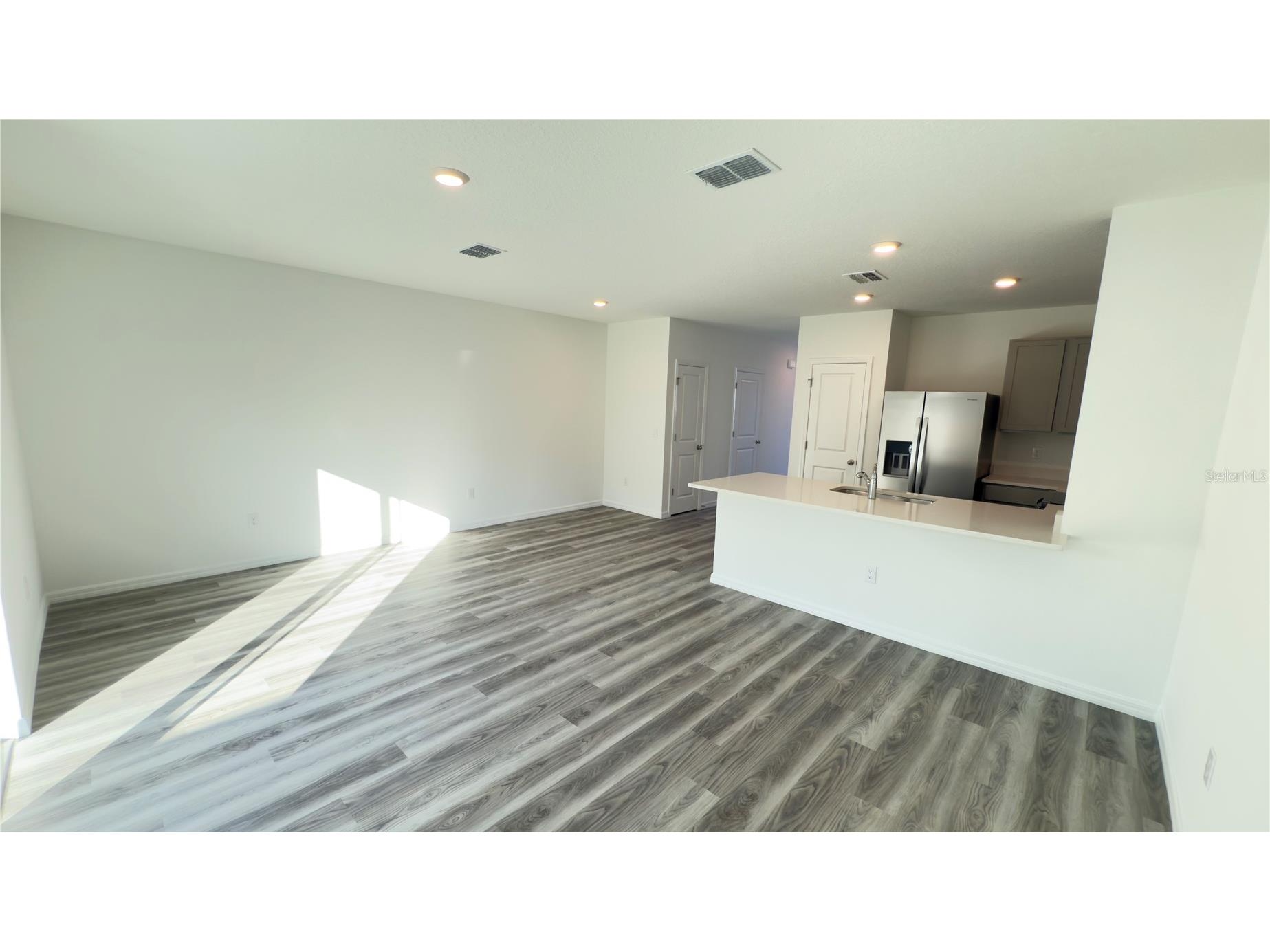 31242 Midnight Sun Way Wesley Chapel FL 33545 TB8459751 image5