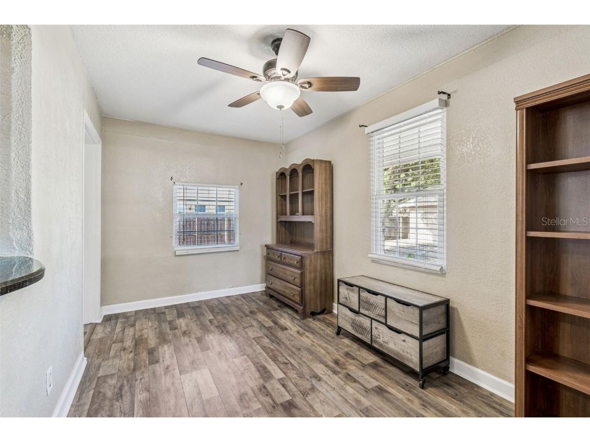 3125 31st Avenue N Saint Petersburg FL 33713 TB8449792 image19