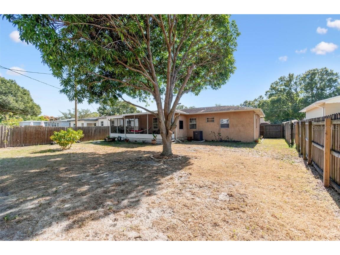 3125 31st Avenue N Saint Petersburg FL 33713 TB8449792 image24