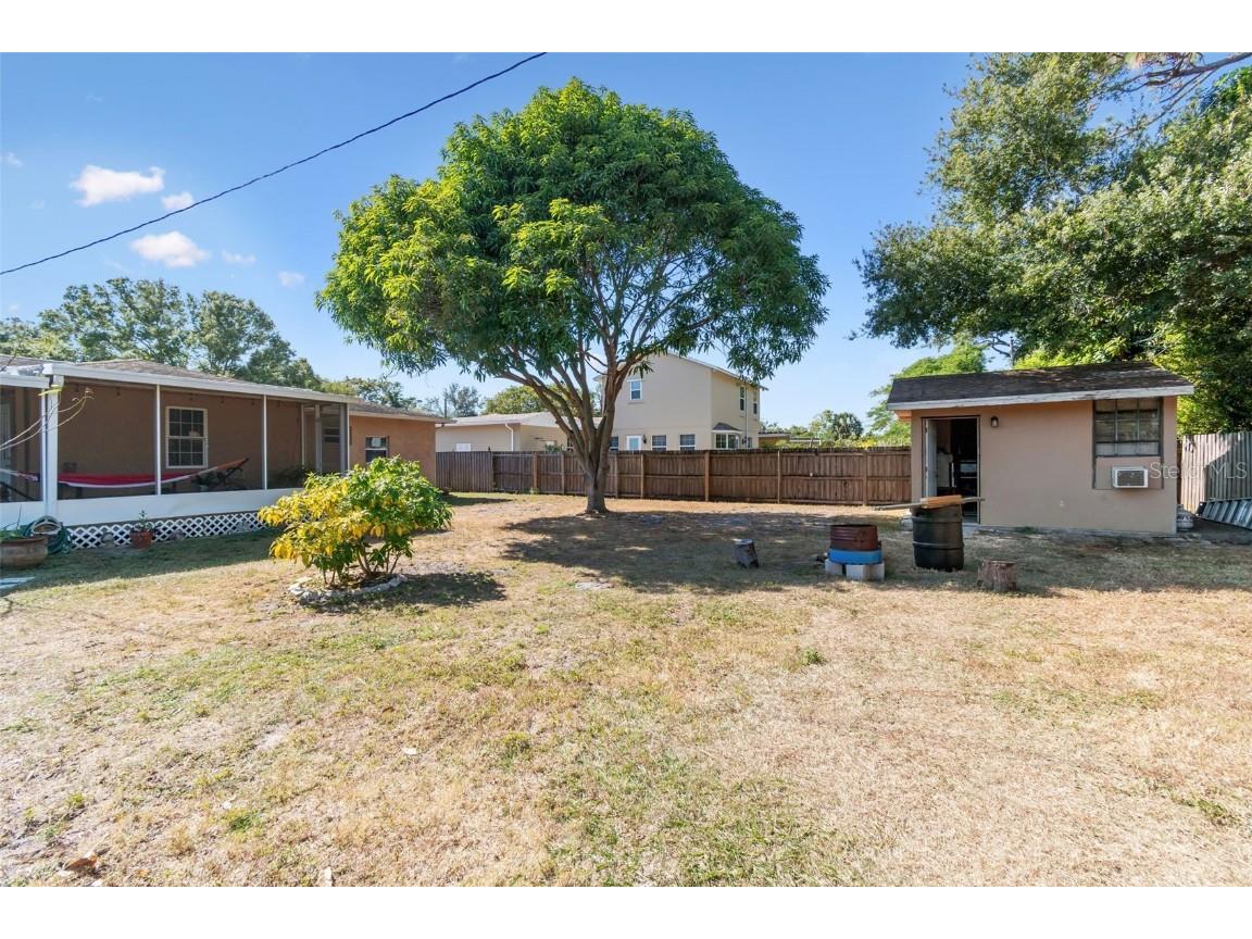 3125 31st Avenue N Saint Petersburg FL 33713 TB8449792 image25